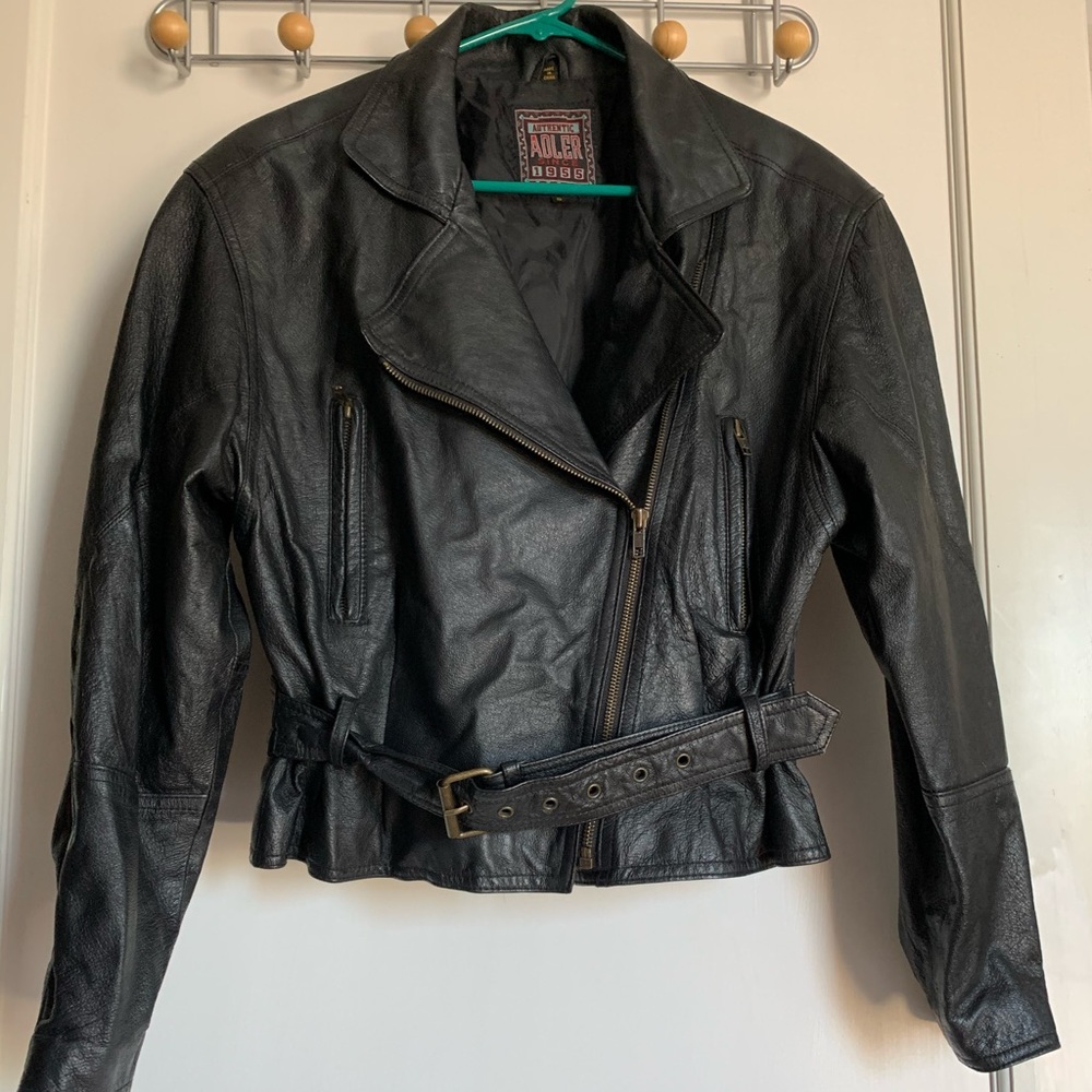 Cute short real leather jacket vintage